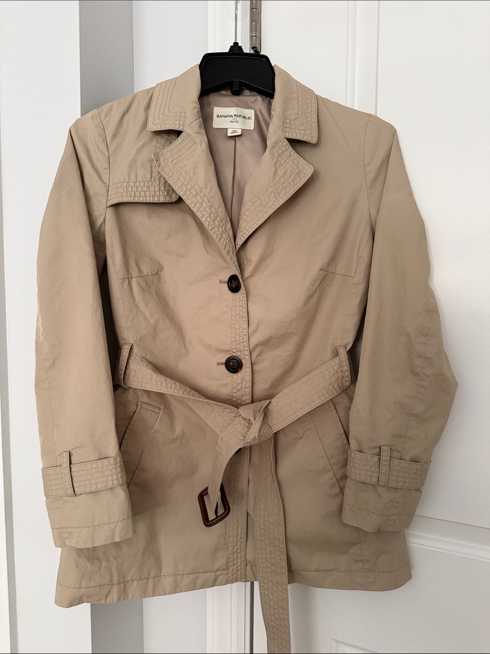 Banana Republic Khaki-Tan Trench Coat with Belt